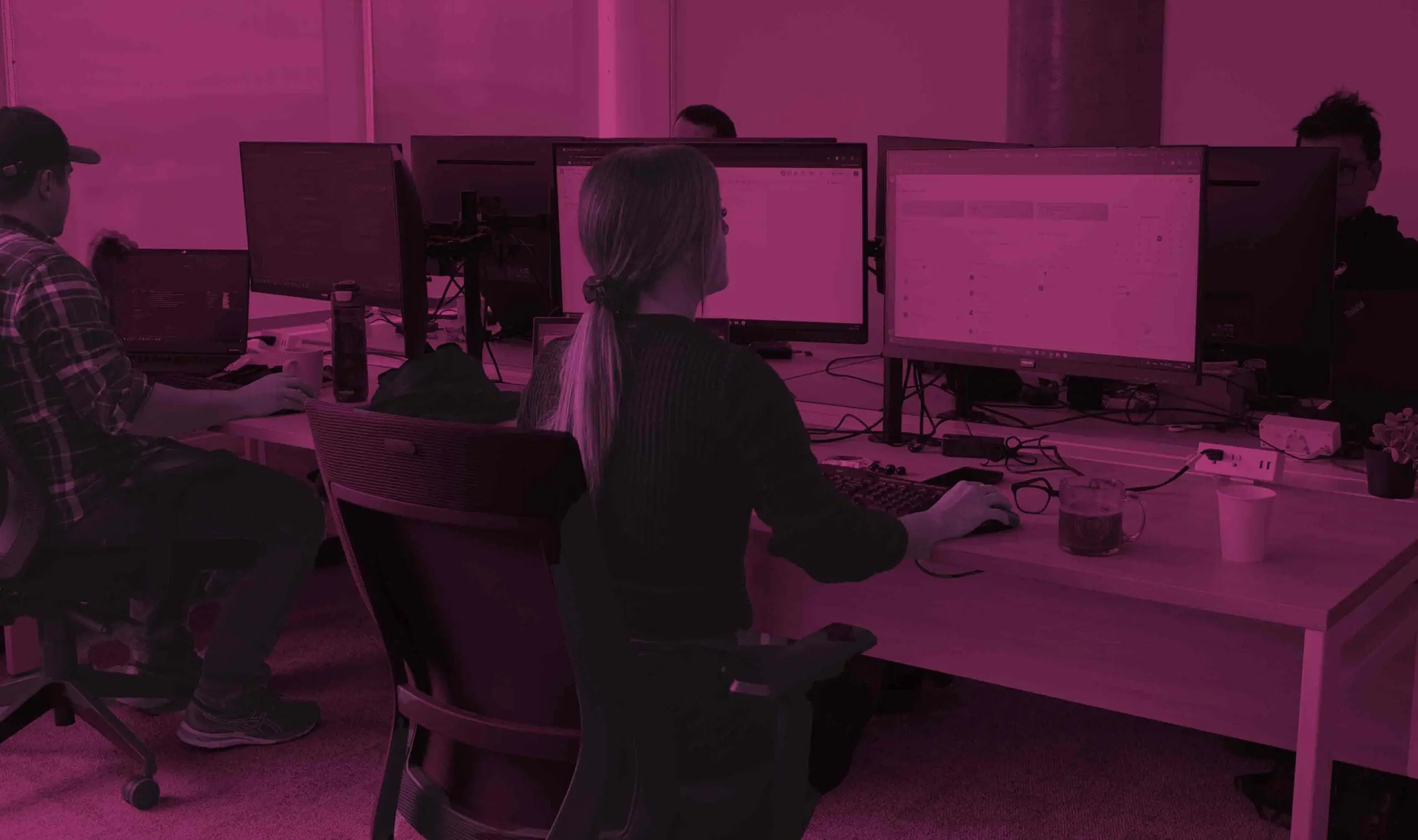 rose-hackaton-scaled.jpg