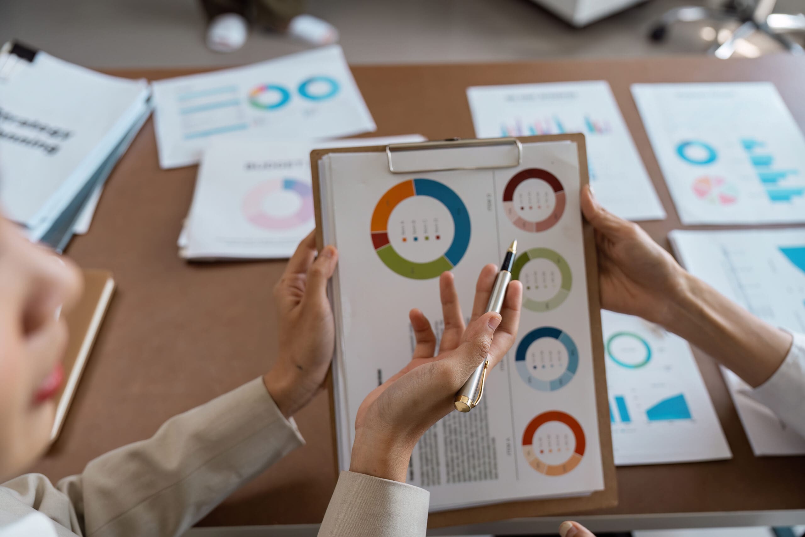 travail sur un rapport analytique