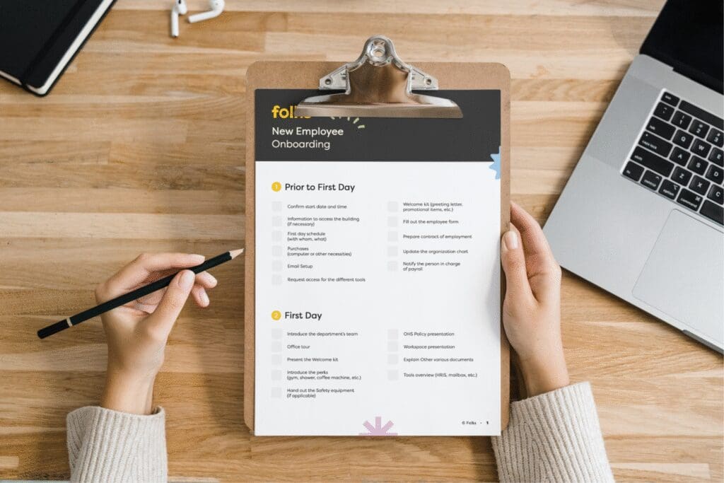 Employee onboarding checklist-mockup