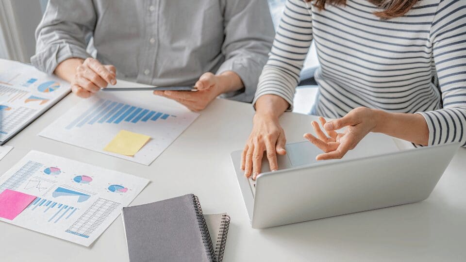 entretien d'évaluation de la performance entre employé et gestionnaire