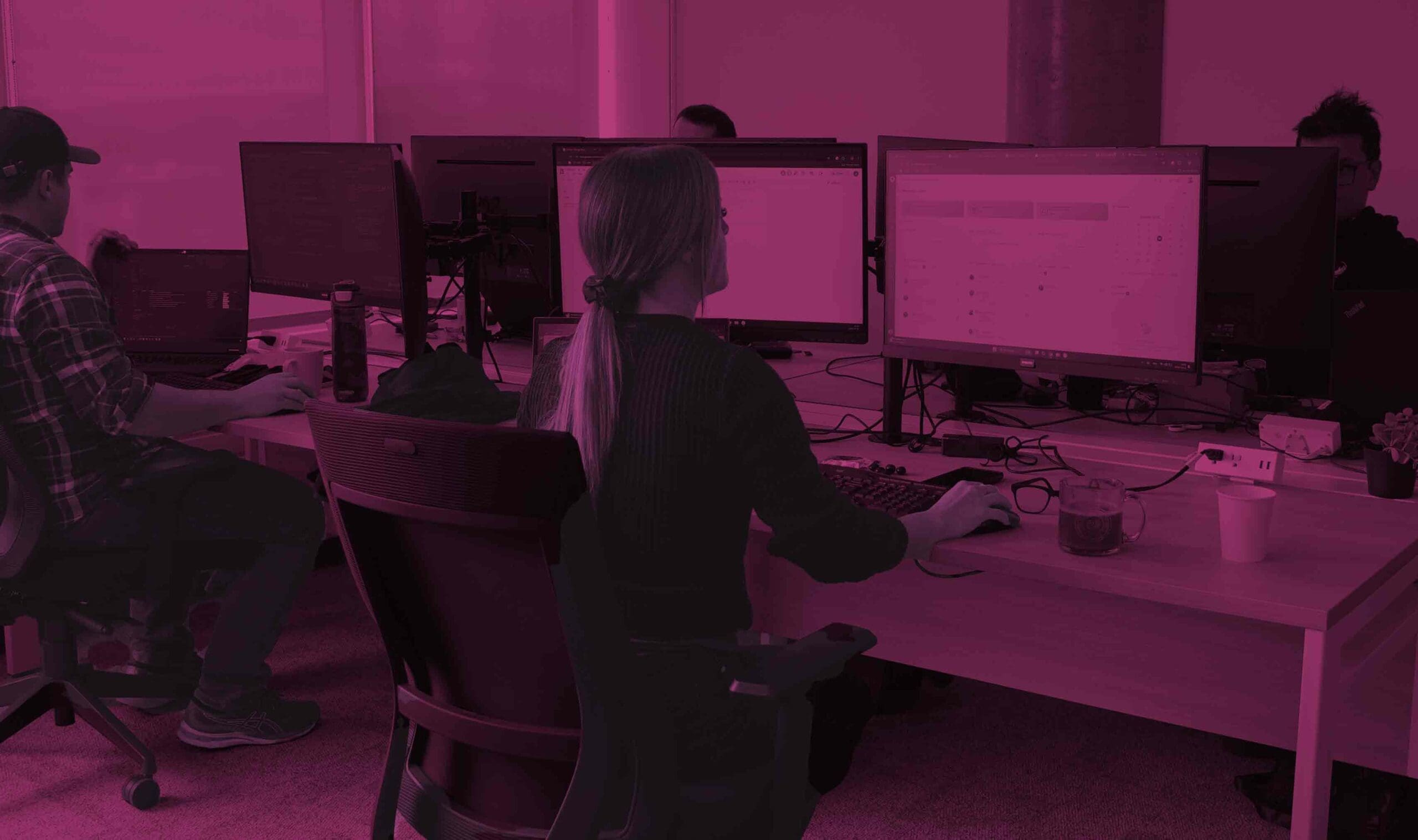 rose-hackaton-scaled.jpg